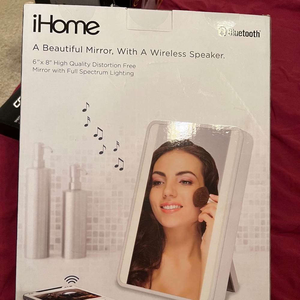 Ihome vanity mirror With speaker
